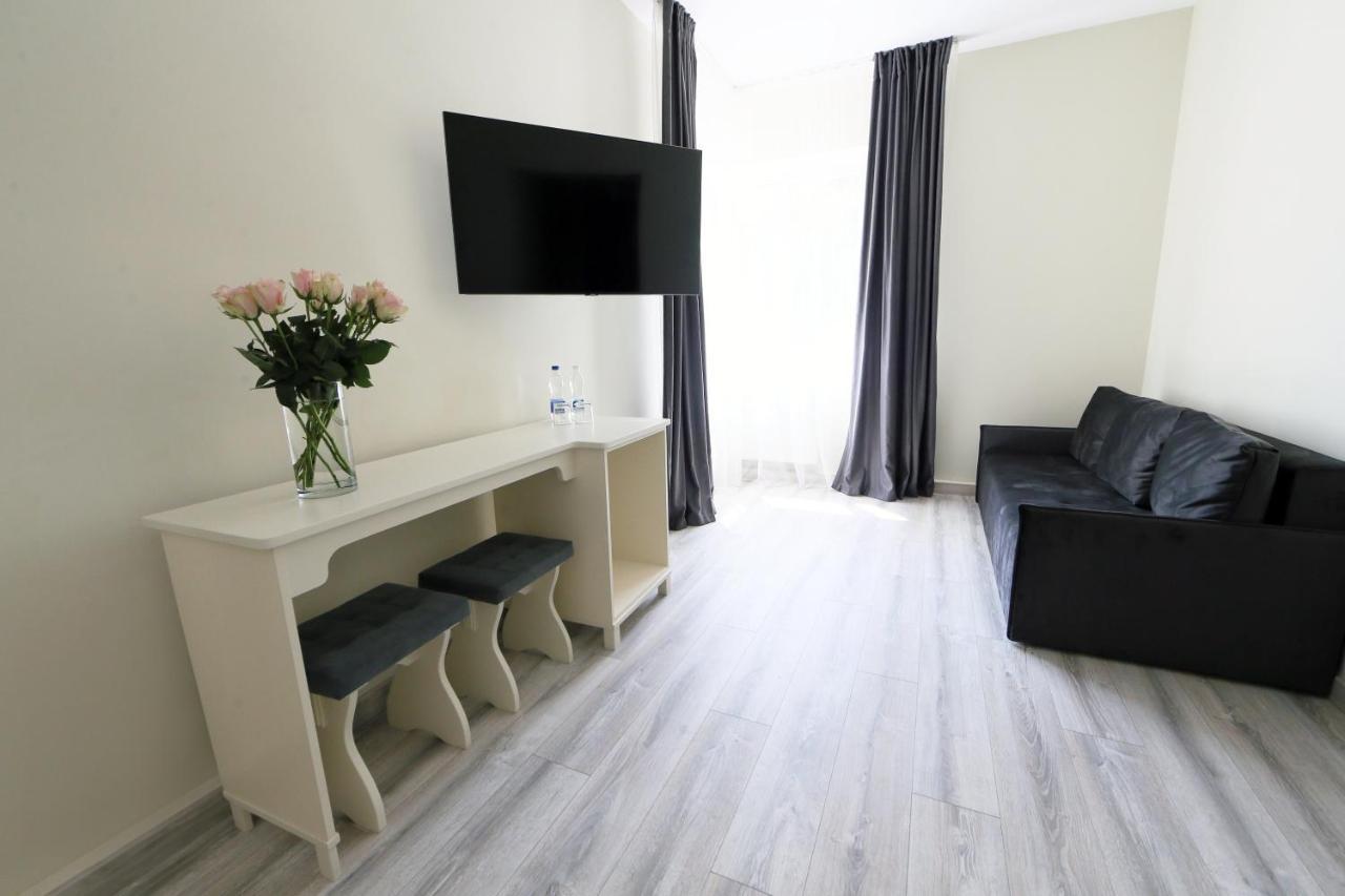 לבוב Hotel Golden Lemon Готель Золотий Лимон מראה חיצוני תמונה